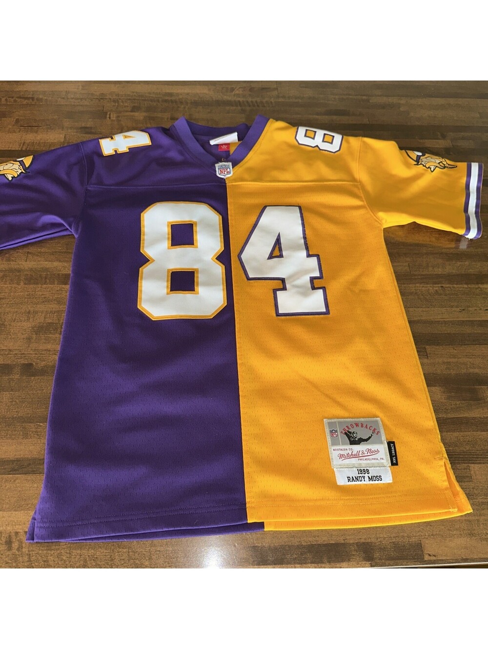 Mitchell & Ness Split Randy Moss Throwback #84 Minnesota Vikings Youth Large ‘98